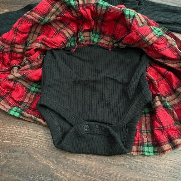 Cat & Jack Christmas Holiday Plaid Dress with Flutter Sleeves 3-6 months - Picture 2 of 4